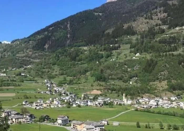 Mit Bergblick By Interhome